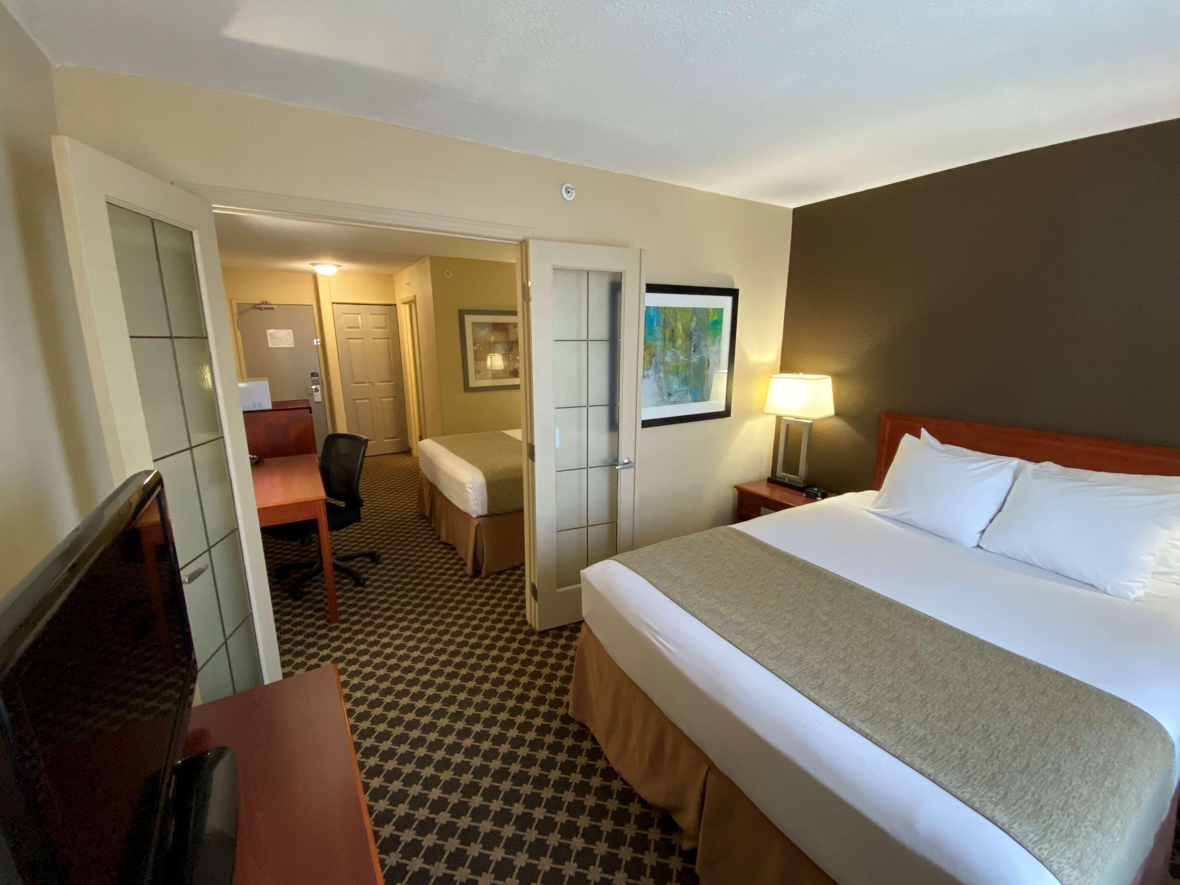 Best Western Strathmore Inn Ngoại thất bức ảnh