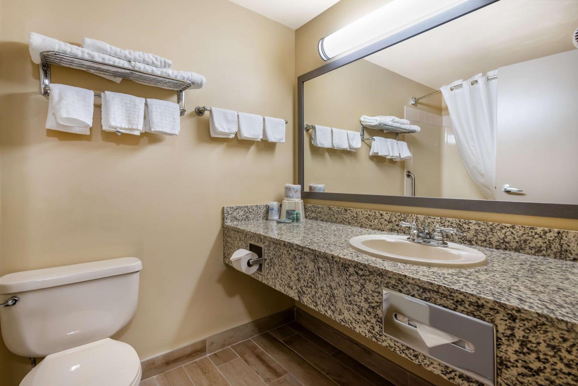 Best Western Strathmore Inn Ngoại thất bức ảnh