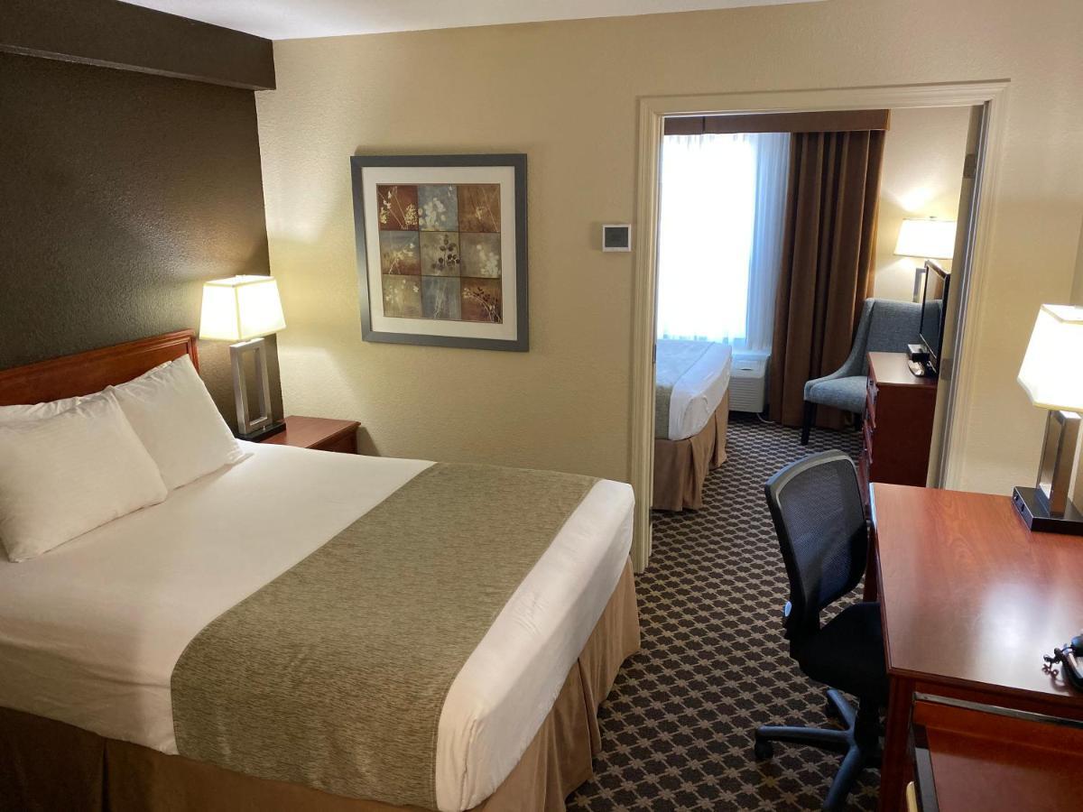 Best Western Strathmore Inn Ngoại thất bức ảnh